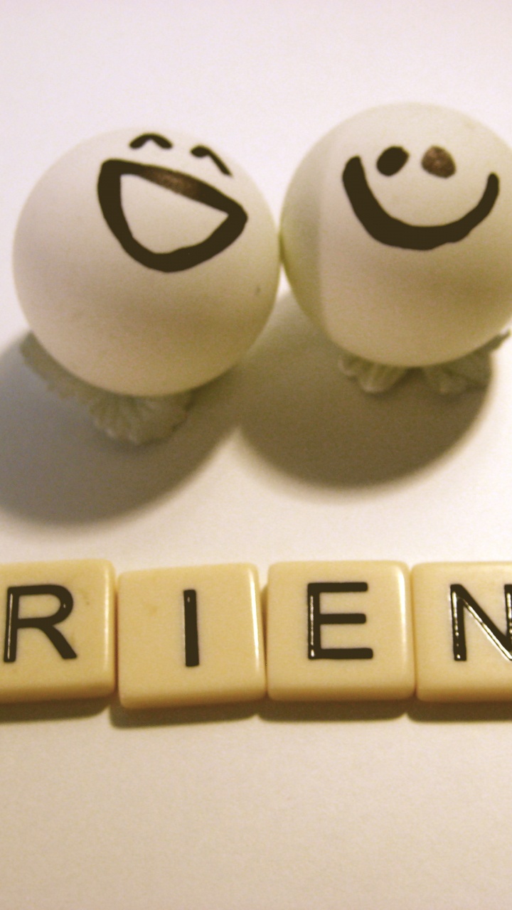 Botones Sonrientes Blancos y Amarillos. Wallpaper in 720x1280 Resolution