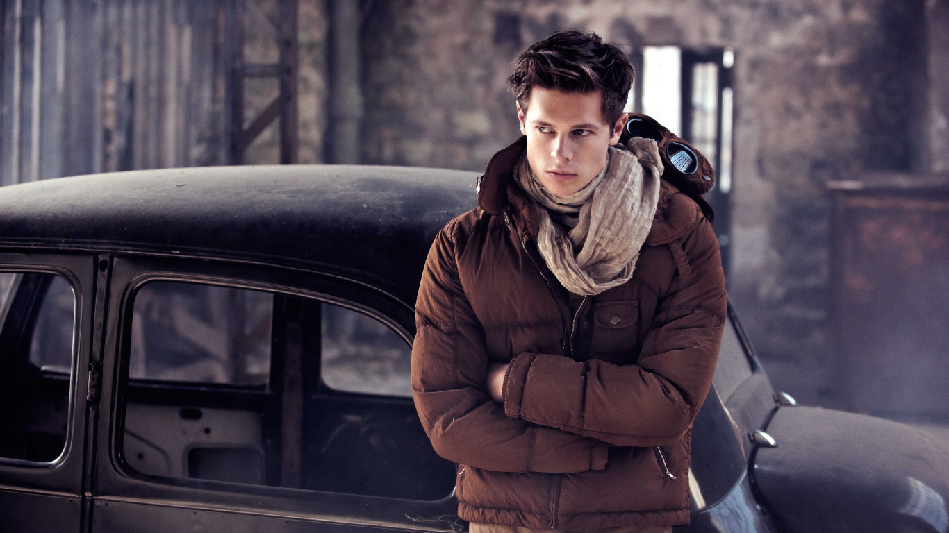 Jacket, Winter, Human, Car, Outerwear. Wallpaper in 1366x768 Resolution