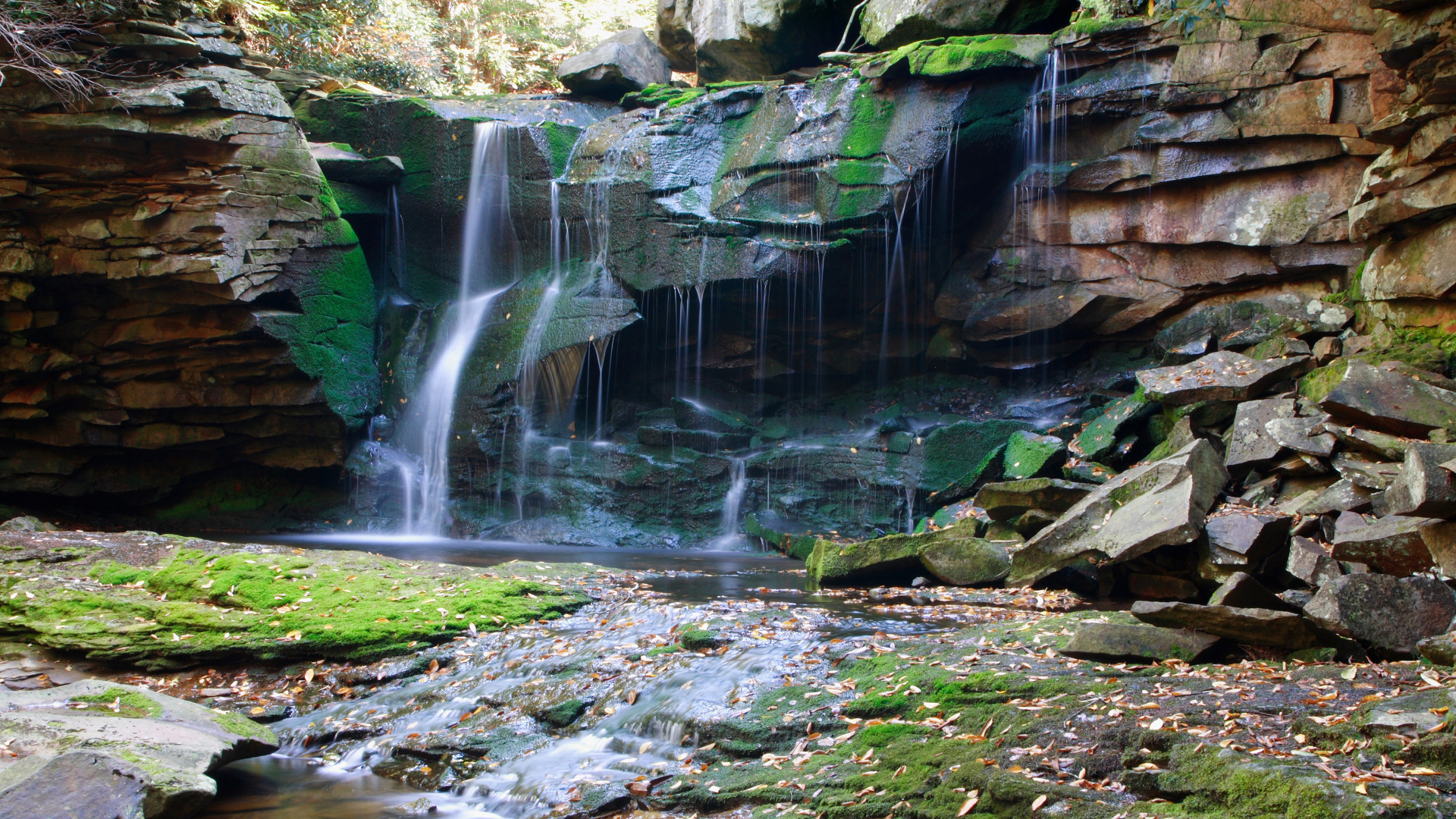Water Falls on Rocky River. Wallpaper in 1920x1080 Resolution