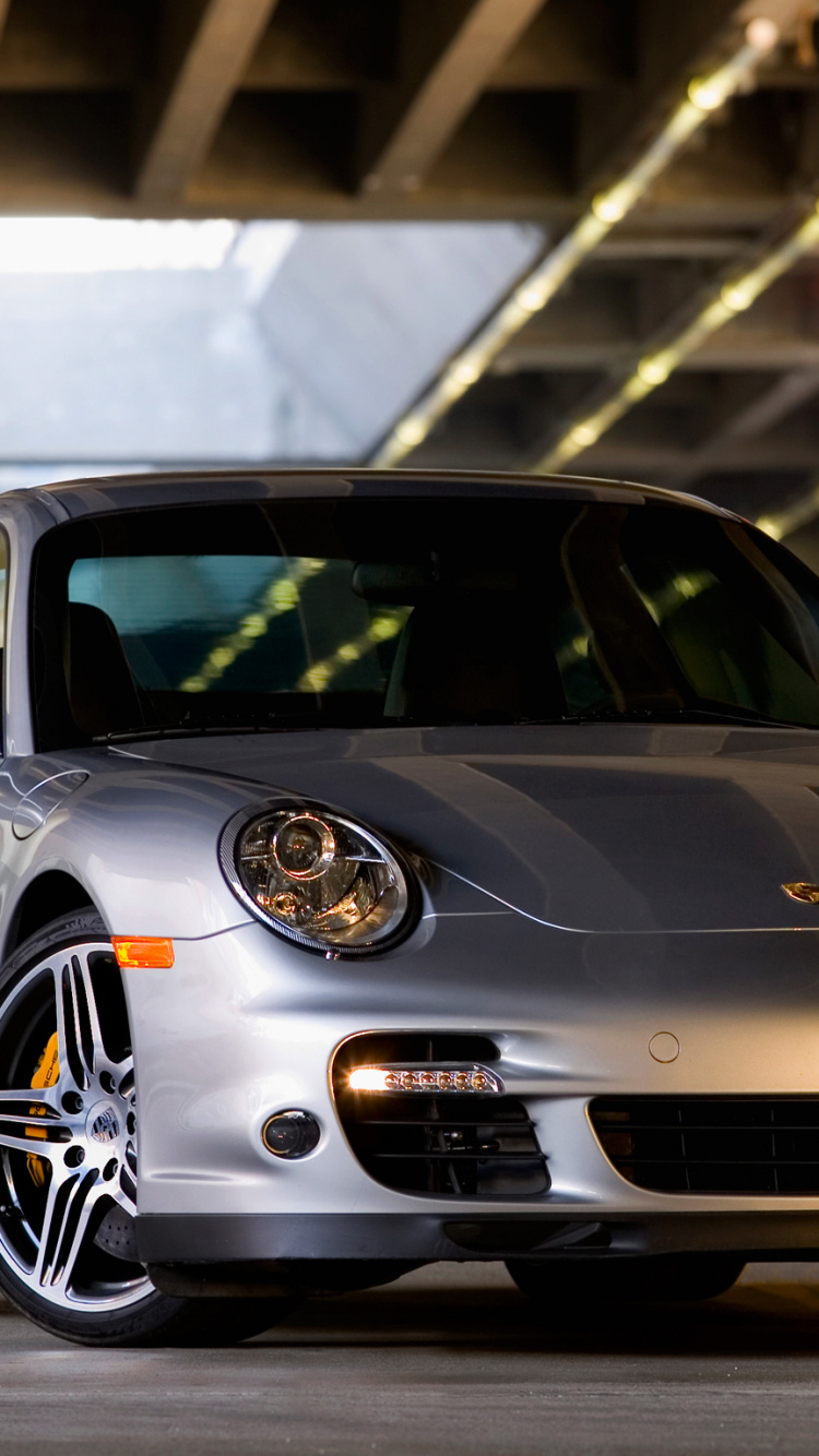 Silver Mercedes Benz Coupe Estacionado en el Estacionamiento. Wallpaper in 750x1334 Resolution
