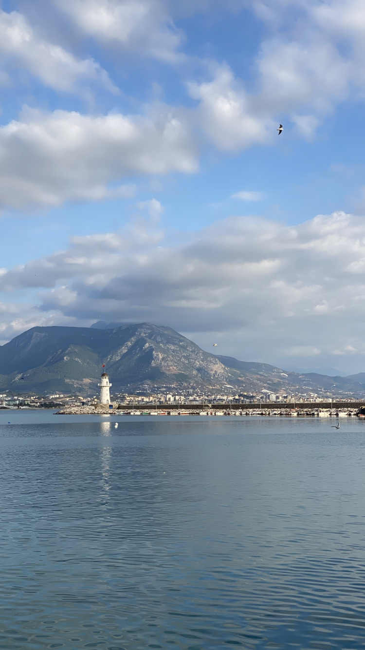 Alanya Castle-Ikale, Cloud, Wasser, Wasserressourcen, Azure. Wallpaper in 750x1334 Resolution