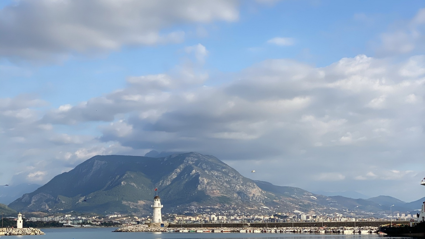 Alanya Castle-ikale, Cloud, Water, Water Resources, Mountain. Wallpaper in 1366x768 Resolution