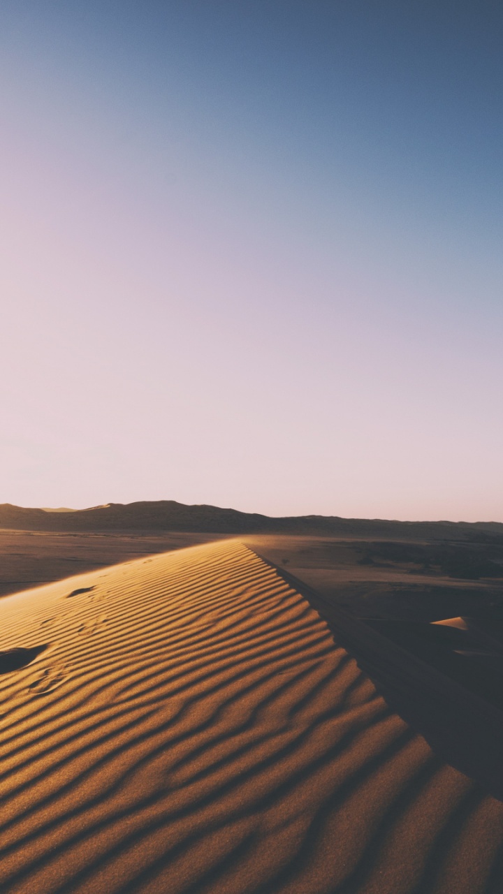 Brown Sand Dunes During Daytime. Wallpaper in 720x1280 Resolution