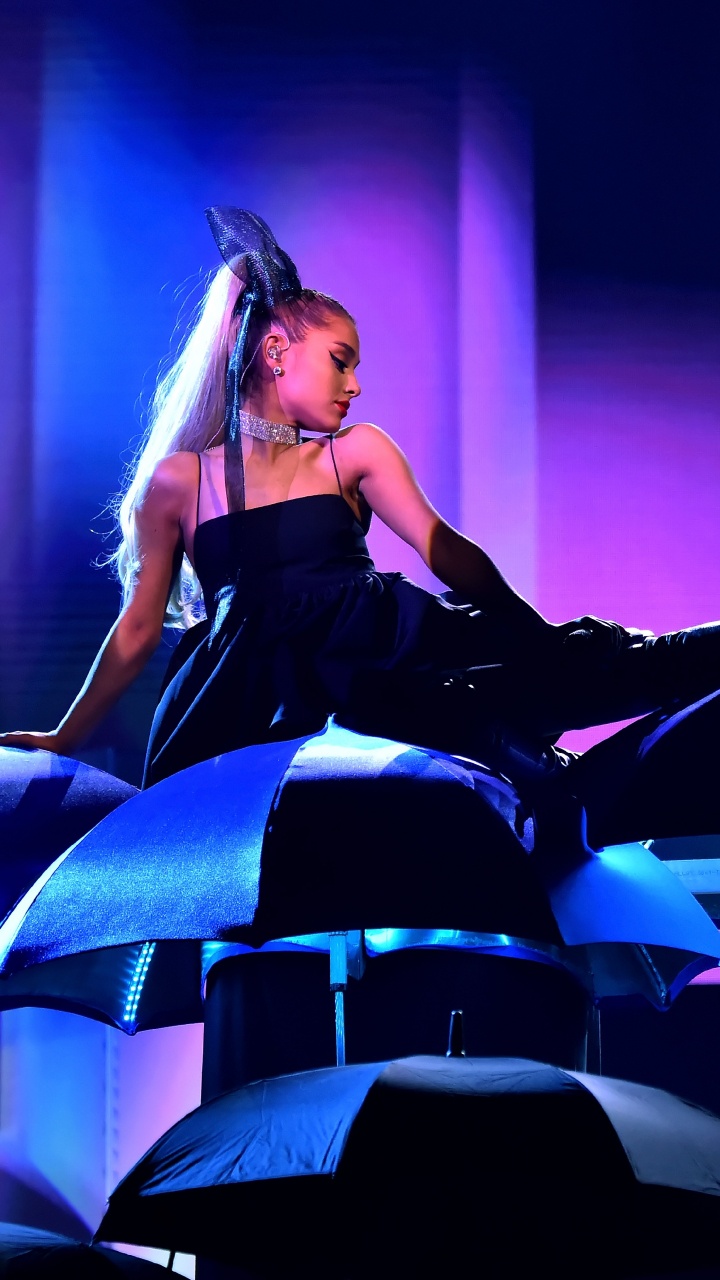 2018 Billboard Music Awards, Performance, Entertainment, Performing Arts, Purple. Wallpaper in 720x1280 Resolution