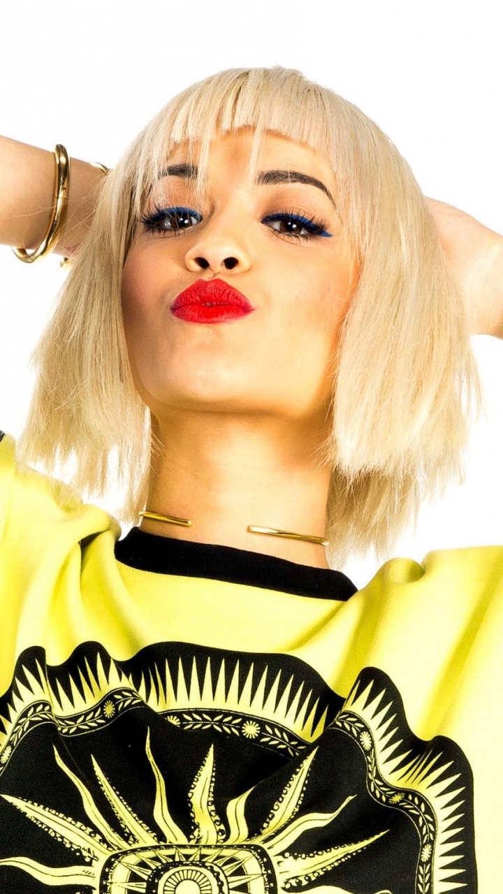 Cabello, Rubia, Amarillo, Brazo, Gesto. Wallpaper in 720x1280 Resolution