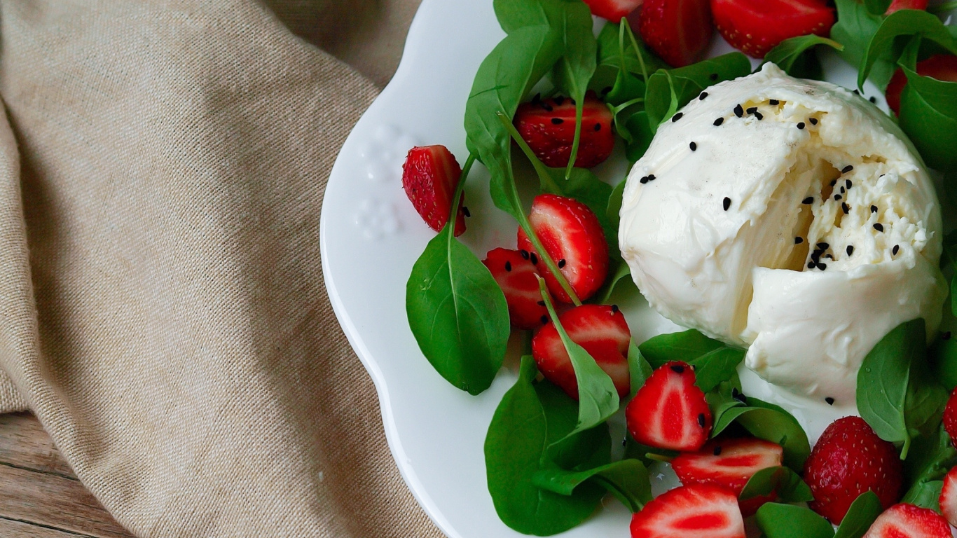 White Ice Cream With Red Rose Petals on White Ceramic Plate. Wallpaper in 1366x768 Resolution