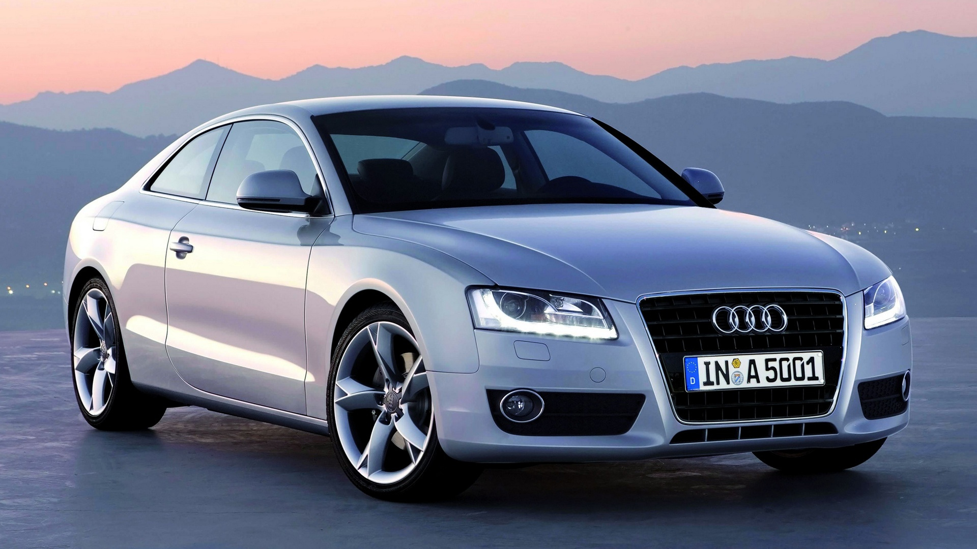 Audi Argent a 4 Coupé. Wallpaper in 1920x1080 Resolution