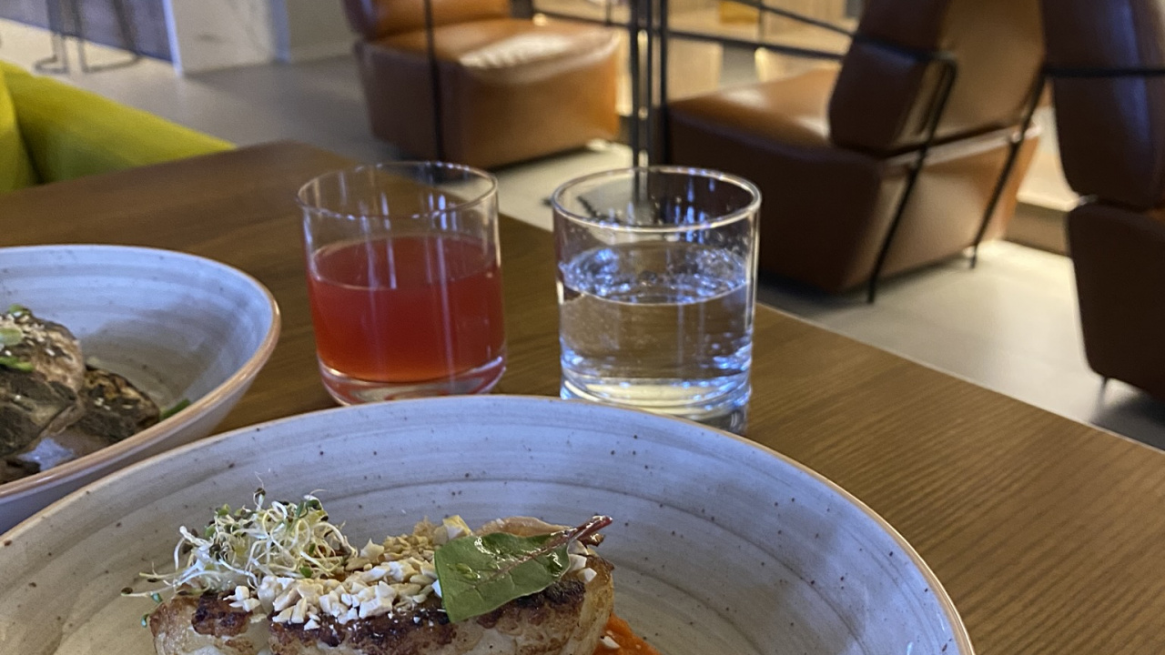 Comida, Desayuno, Brunch, Plato, Madera. Wallpaper in 1280x720 Resolution