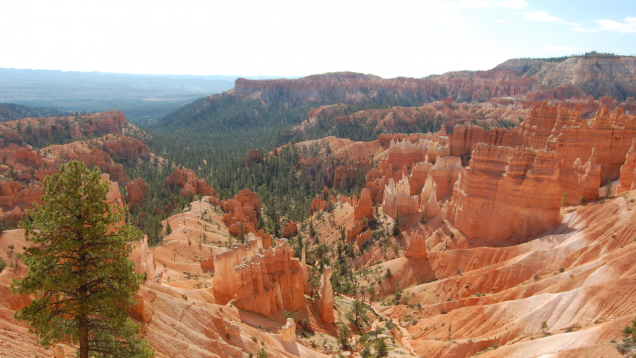 Brown Rock Formation During Daytime. Wallpaper in 1280x720 Resolution