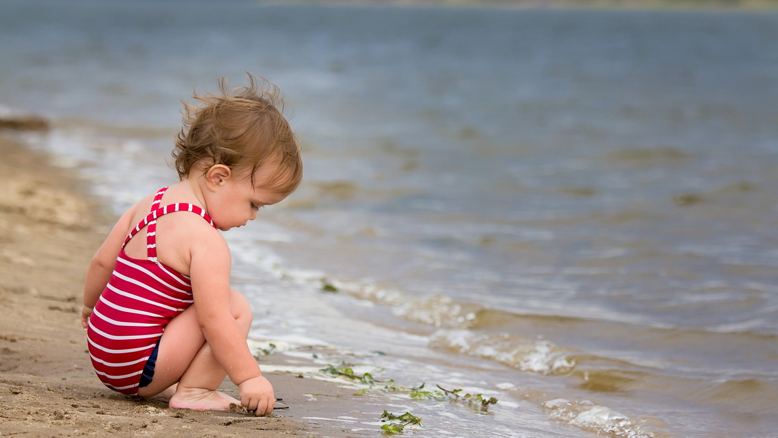 Beach, Sea, Child, Vacation, Fun. Wallpaper in 2560x1440 Resolution