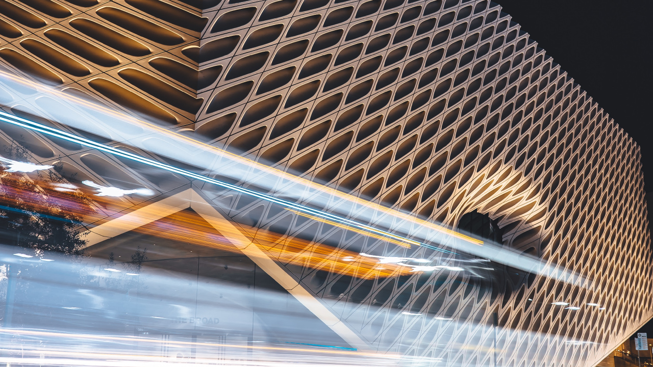 Brauner Und Grauer Metallrahmen. Wallpaper in 1280x720 Resolution