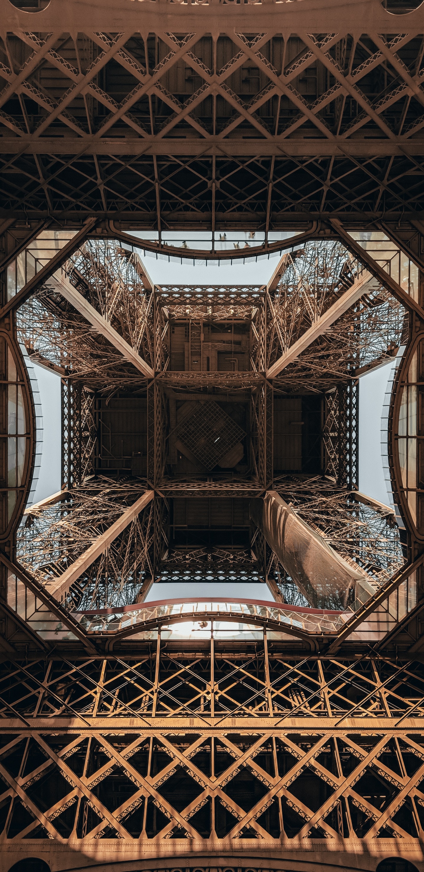 艾菲尔铁塔, 建筑, 对称, 天花板, 窗口 壁纸 1440x2960 允许