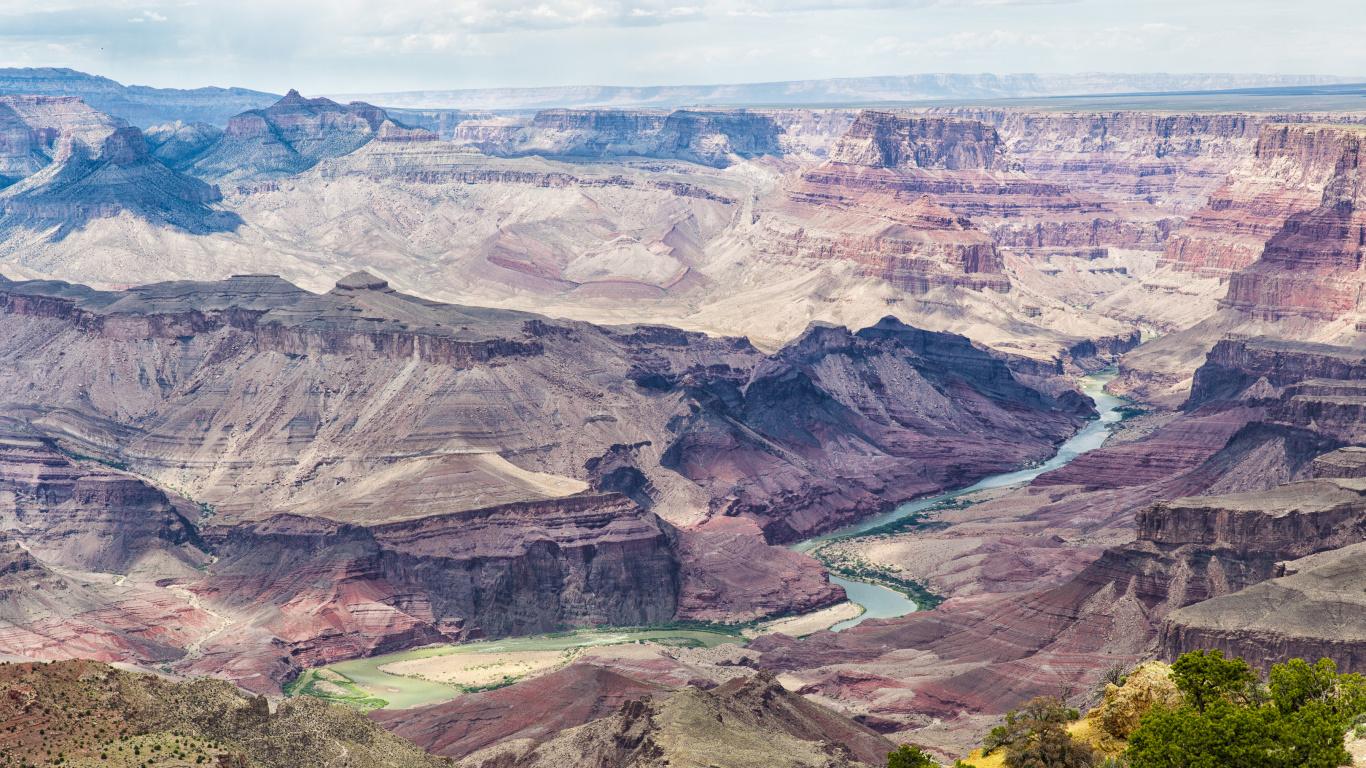 Aerial View of Lake in The Middle of Mountains. Wallpaper in 1366x768 Resolution
