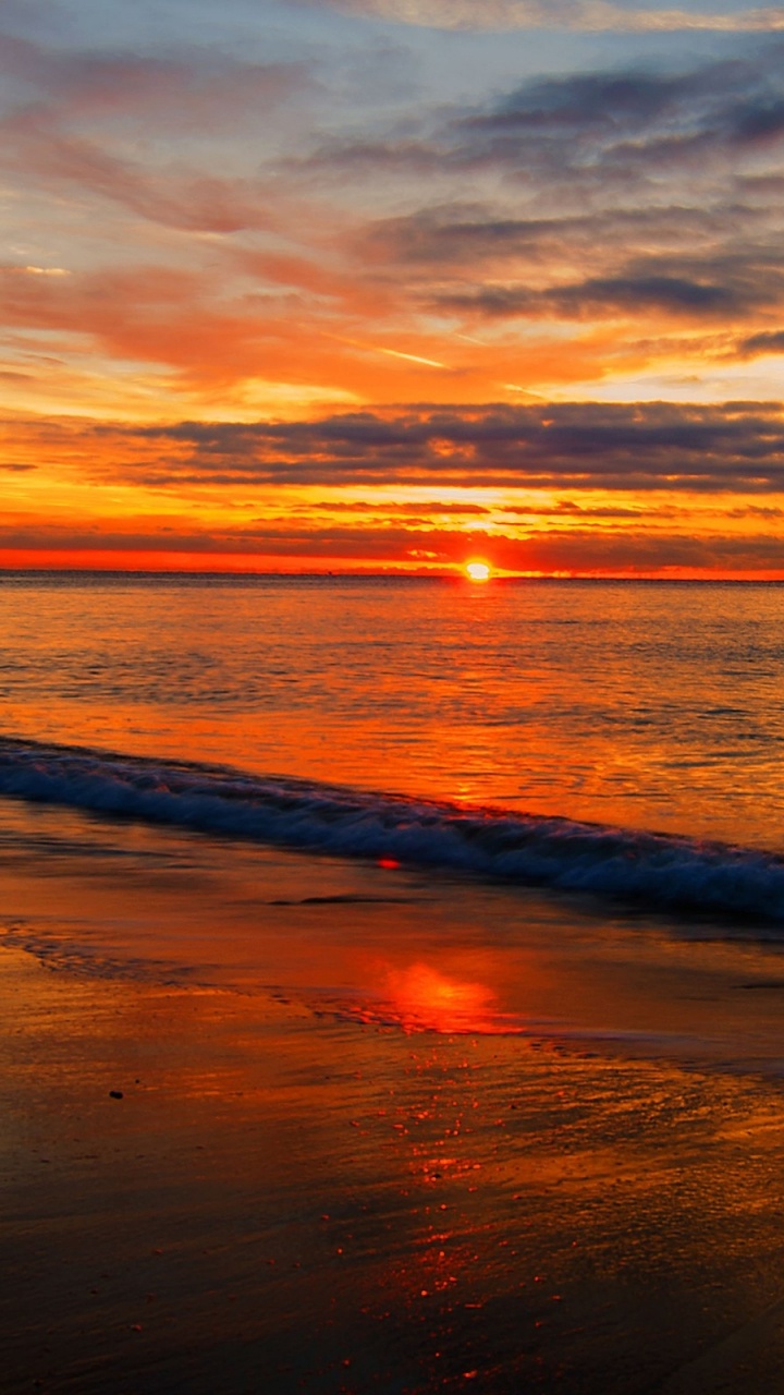 Body of Water During Sunset. Wallpaper in 720x1280 Resolution