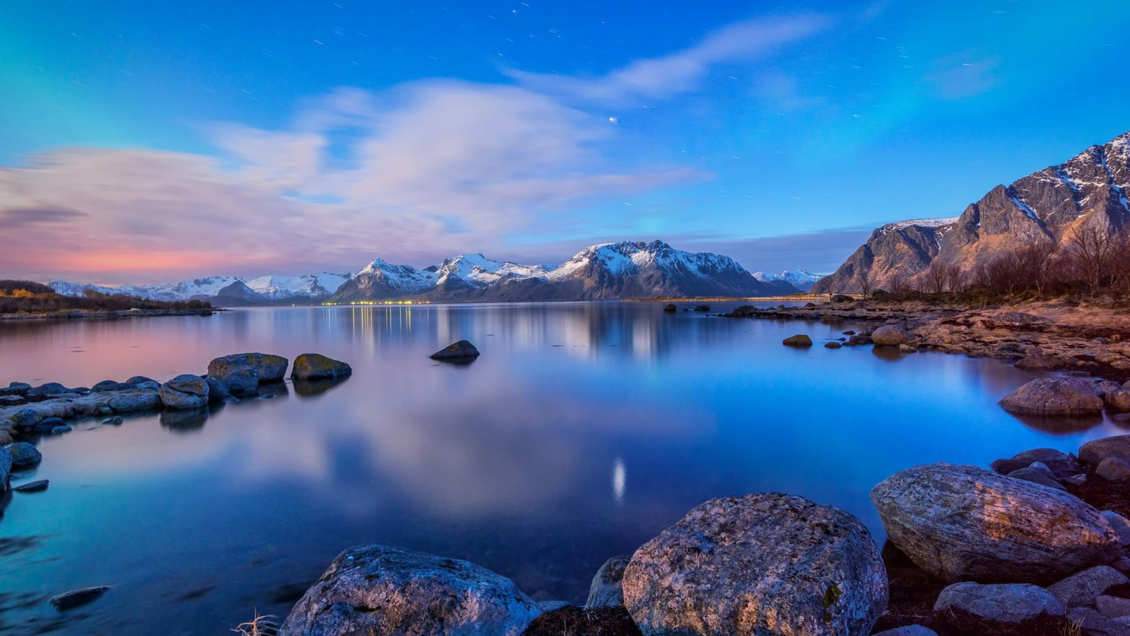 Lake Near Mountain Under Blue Sky During Daytime. Wallpaper in 3840x2160 Resolution