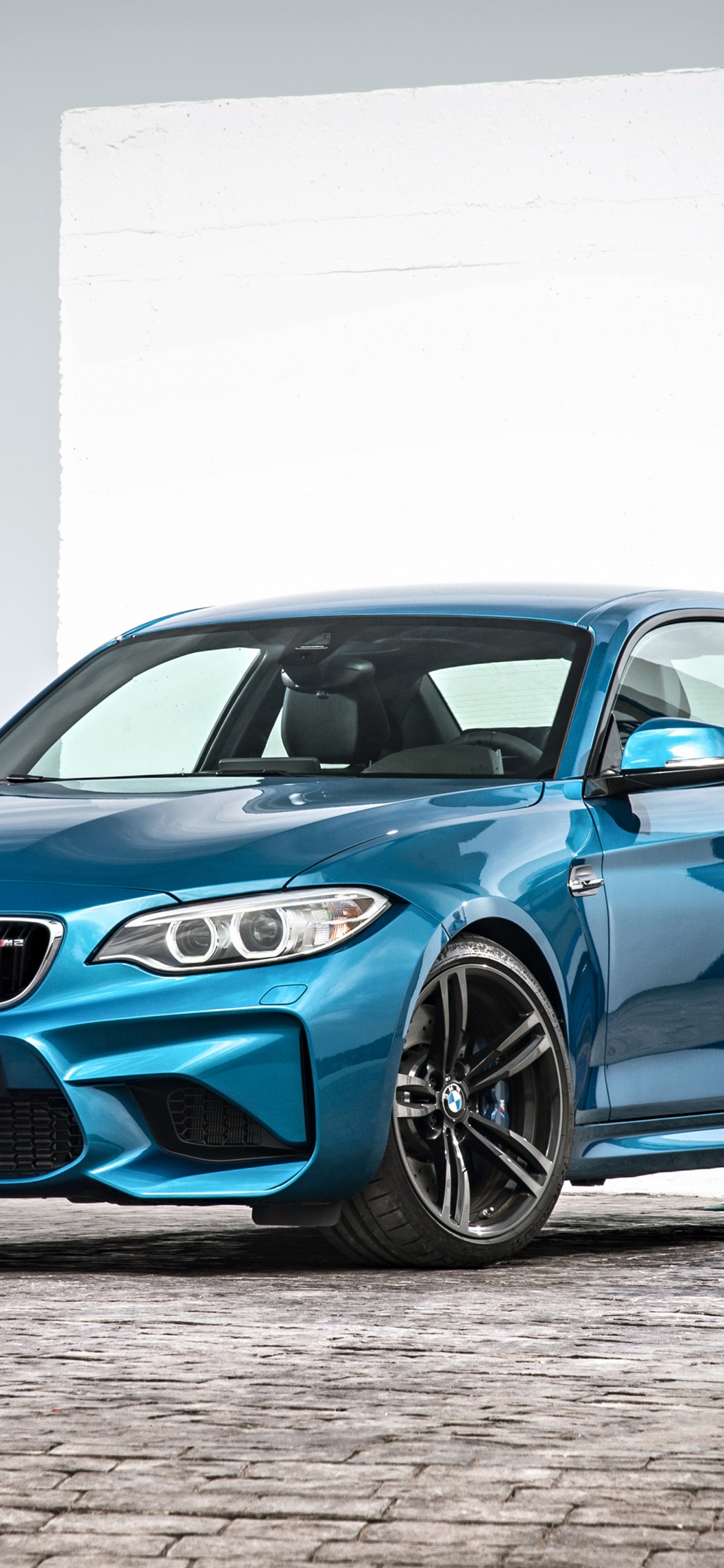 Blau Bmw m3 Coupe. Wallpaper in 1242x2688 Resolution