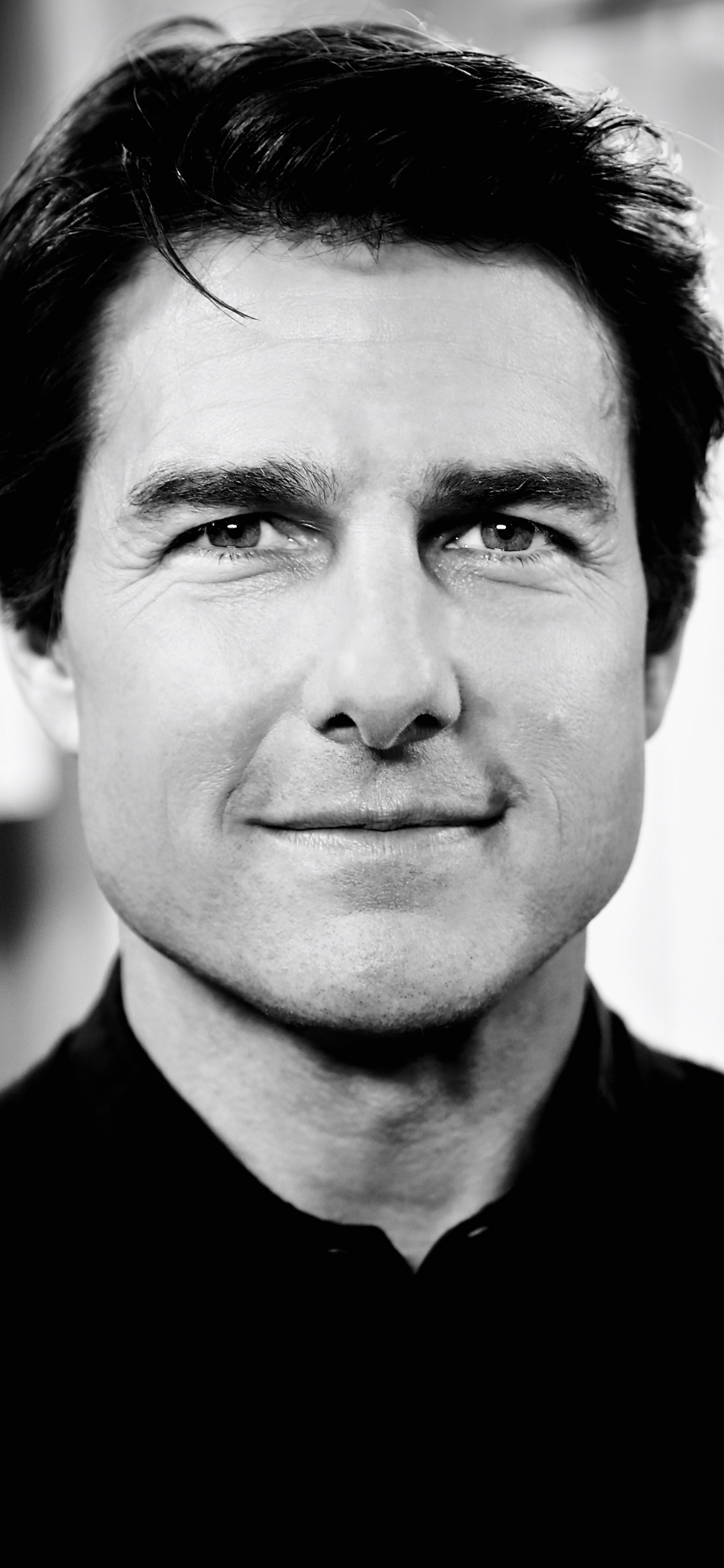 Tom Cruise, Black and White, Portrait, Face, Chin. Wallpaper in 1125x2436 Resolution