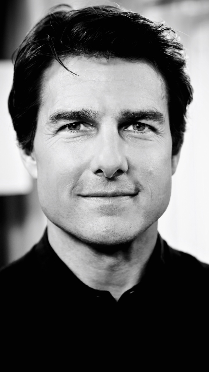 Tom Cruise, en Blanco y Negro, Retrato, Barbilla, Persona. Wallpaper in 720x1280 Resolution