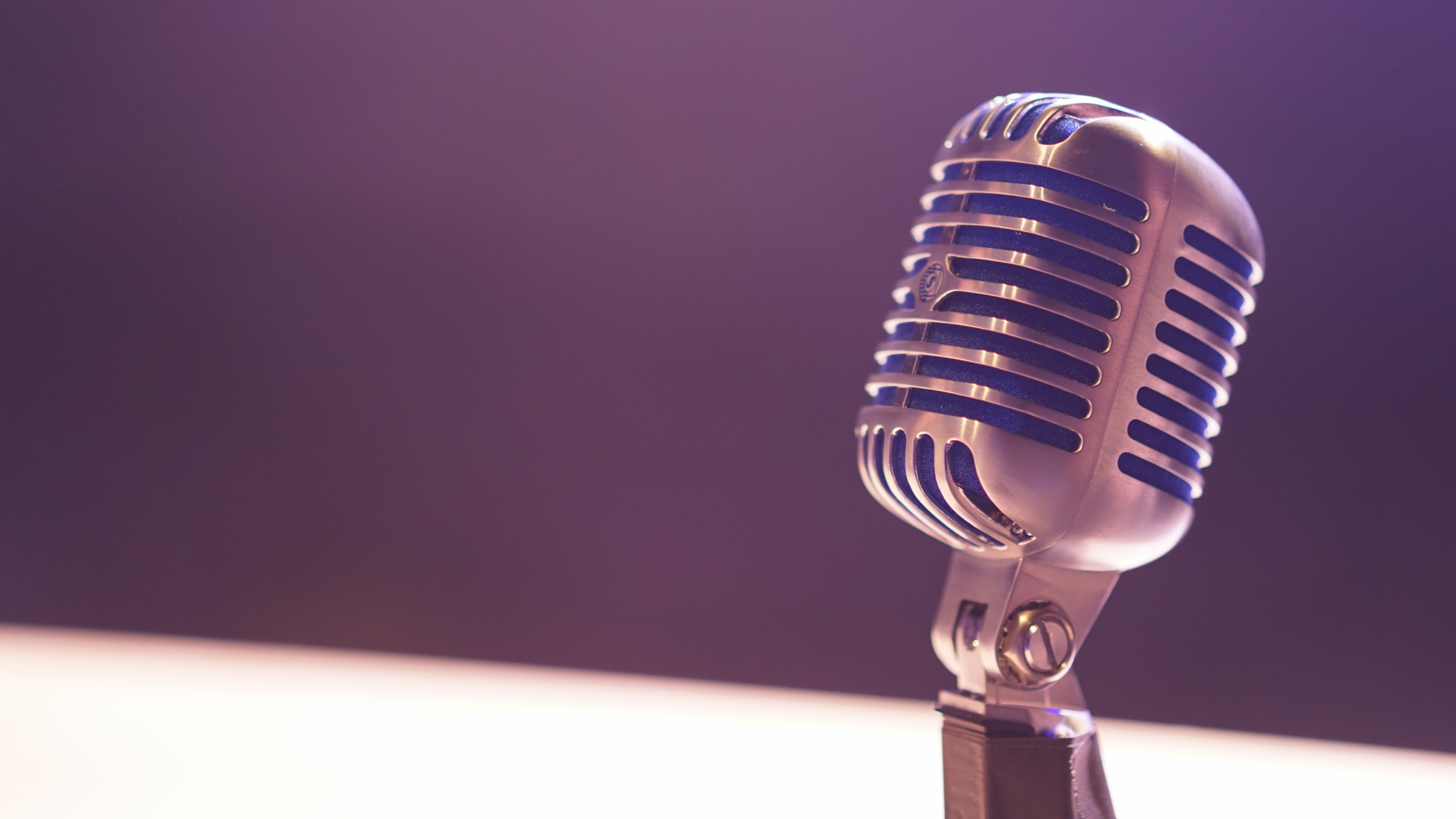 Microphone, Audio Equipment, Microphone Stand, Technology, Electronic Device. Wallpaper in 3840x2160 Resolution