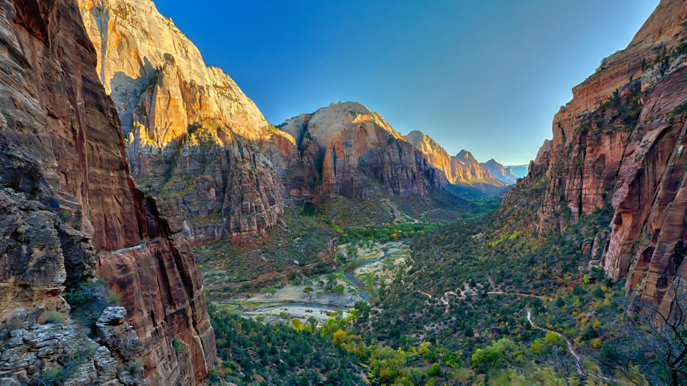 Brown Rocky Mountain Under Blue Sky During Daytime. Wallpaper in 1366x768 Resolution
