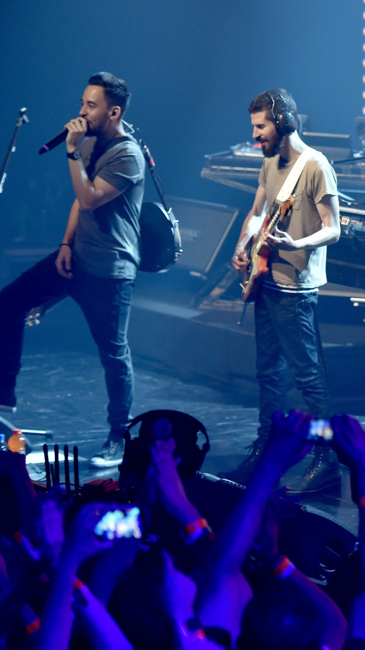 Linkin Park, Alternative Rock, Performance, Entertainment, Performing Arts. Wallpaper in 750x1334 Resolution