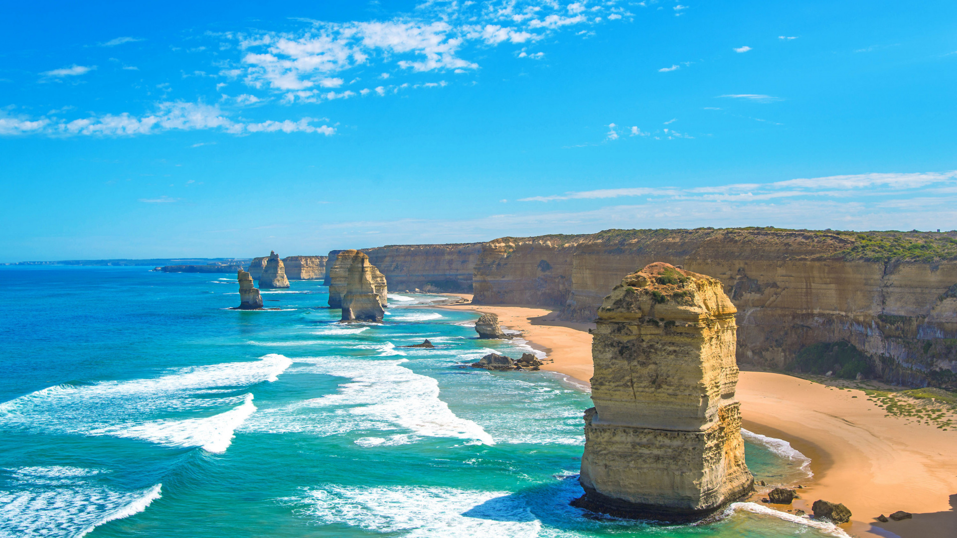 Brown Rock Formation on Sea During Daytime. Wallpaper in 1920x1080 Resolution