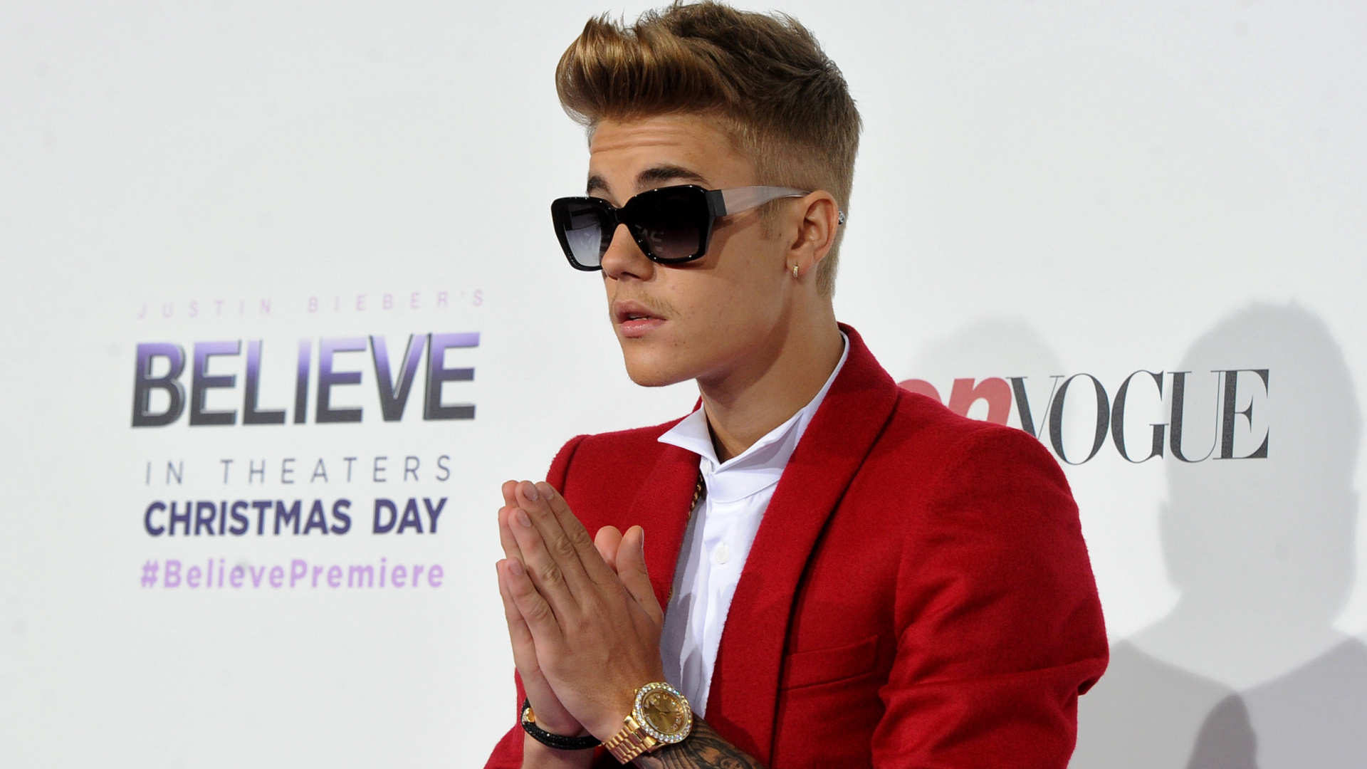 Justin Bieber, Brillen, Sonnenbrille, Cool, Anzug. Wallpaper in 1920x1080 Resolution