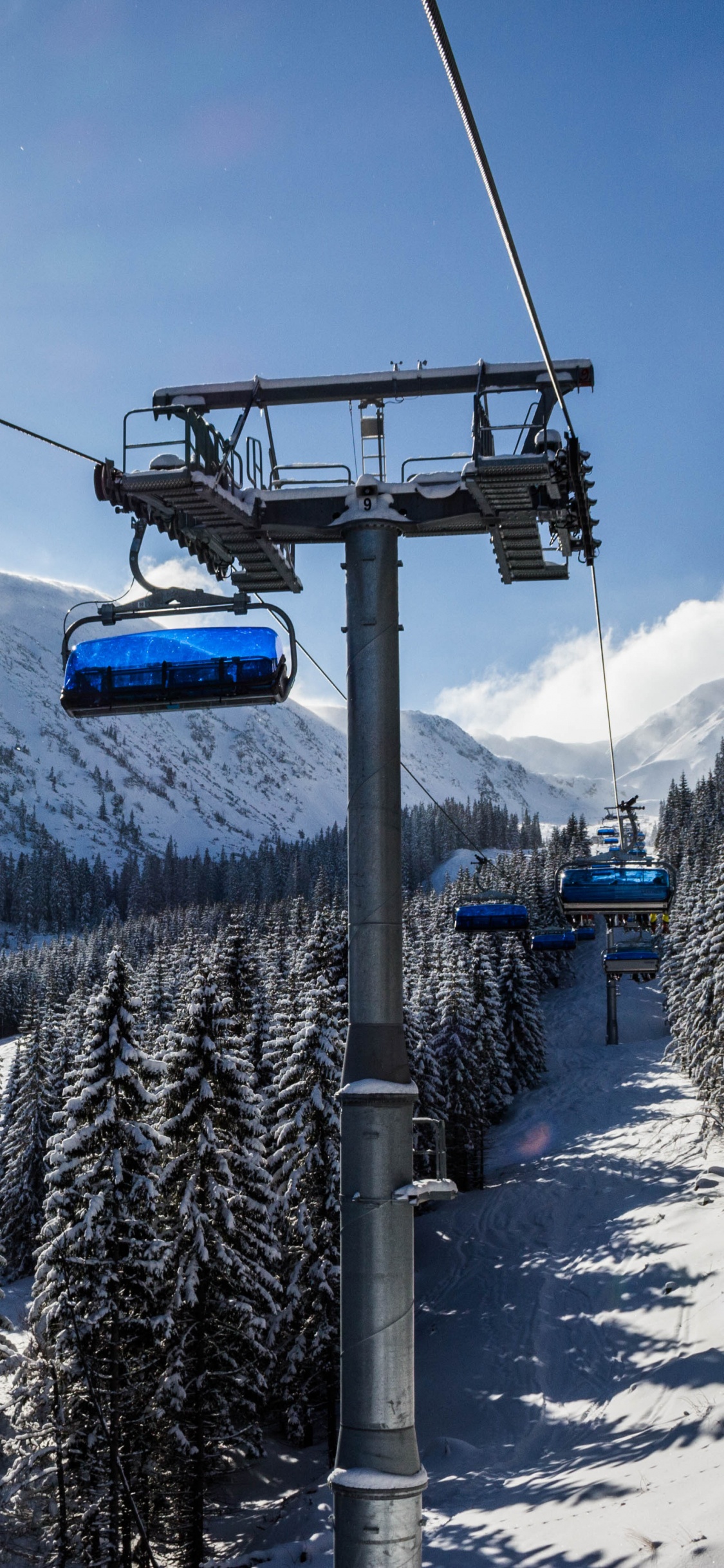 Skiing, Chairlift, Ski Lift, Ski Resort, Snow. Wallpaper in 1125x2436 Resolution