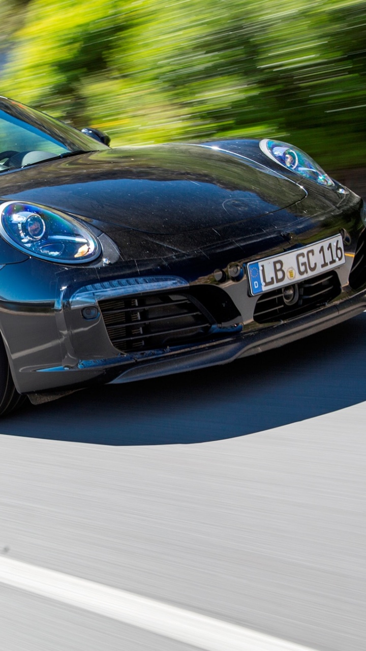 Porsche 911 Bleue Sur Route Pendant la Journée. Wallpaper in 720x1280 Resolution