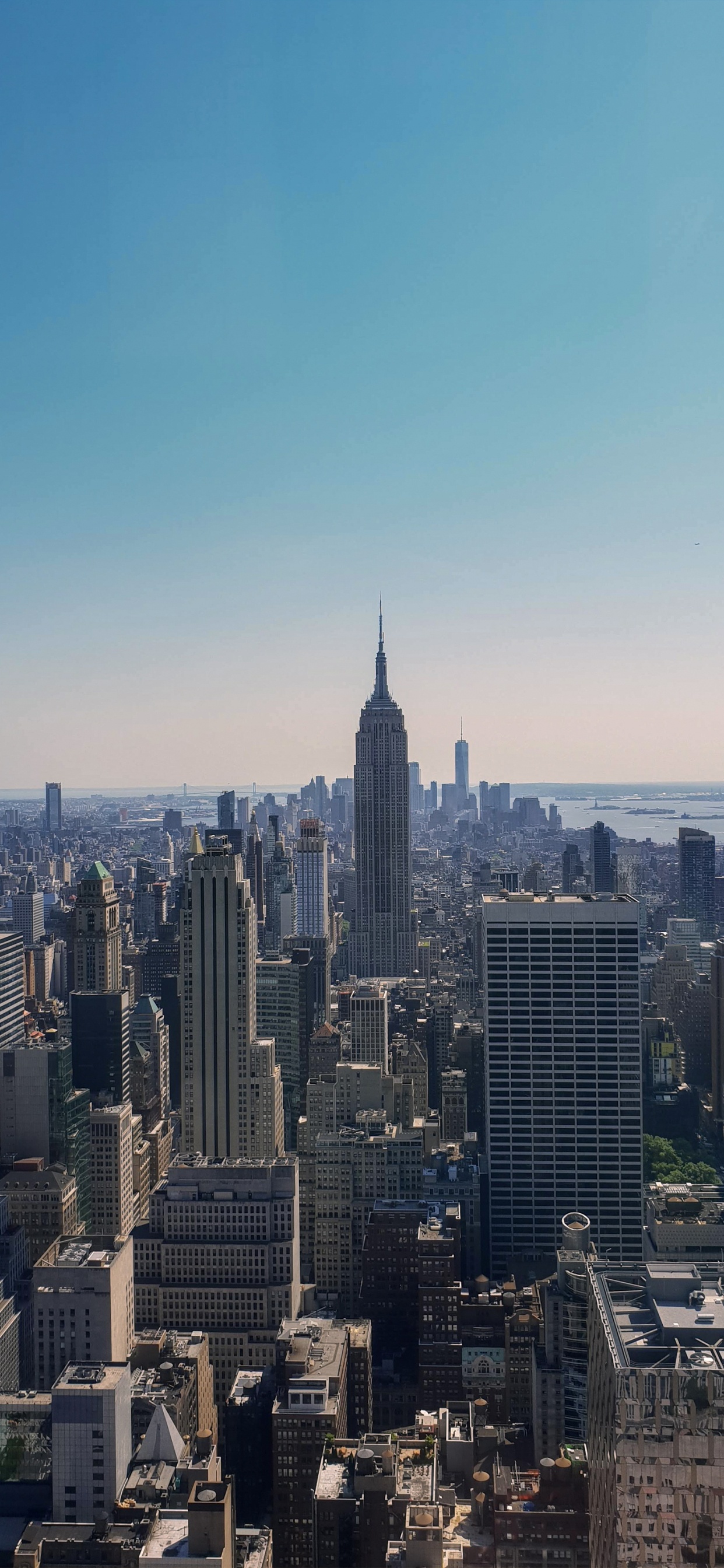 Manhattan View, Empire State Building. Wallpaper in 1242x2688 Resolution