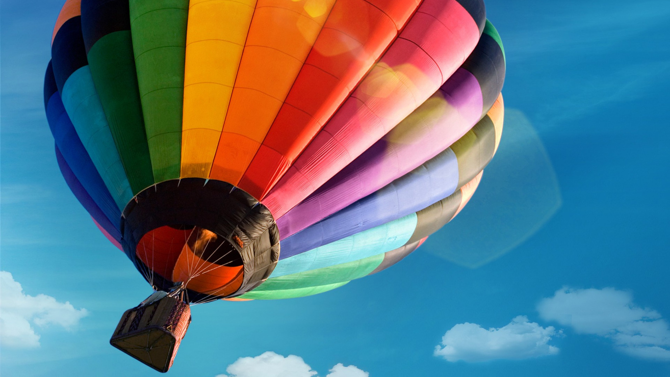Green Yellow and Red Hot Air Balloon. Wallpaper in 1366x768 Resolution