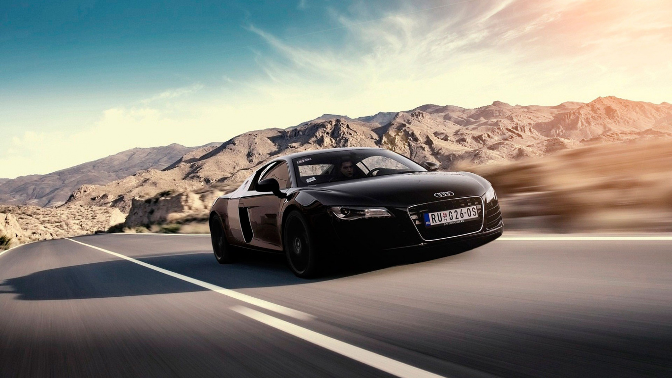 Porsche 911 Negro en la Carretera Durante el Día. Wallpaper in 1366x768 Resolution