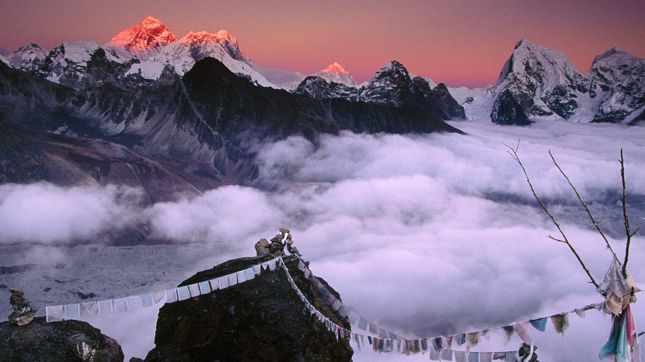 Gray and White Mountain Under White Clouds. Wallpaper in 1280x720 Resolution