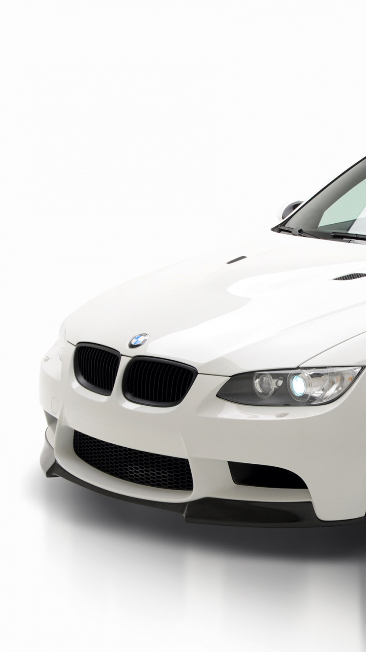 Coupé Bmw m 3 Blanc. Wallpaper in 750x1334 Resolution