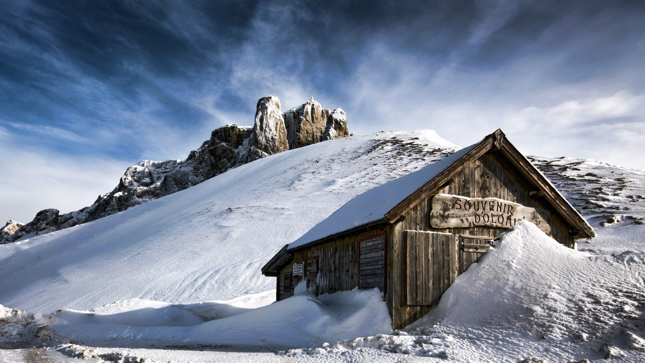 Brown Wooden House on Snow Covered Ground. Wallpaper in 1280x720 Resolution