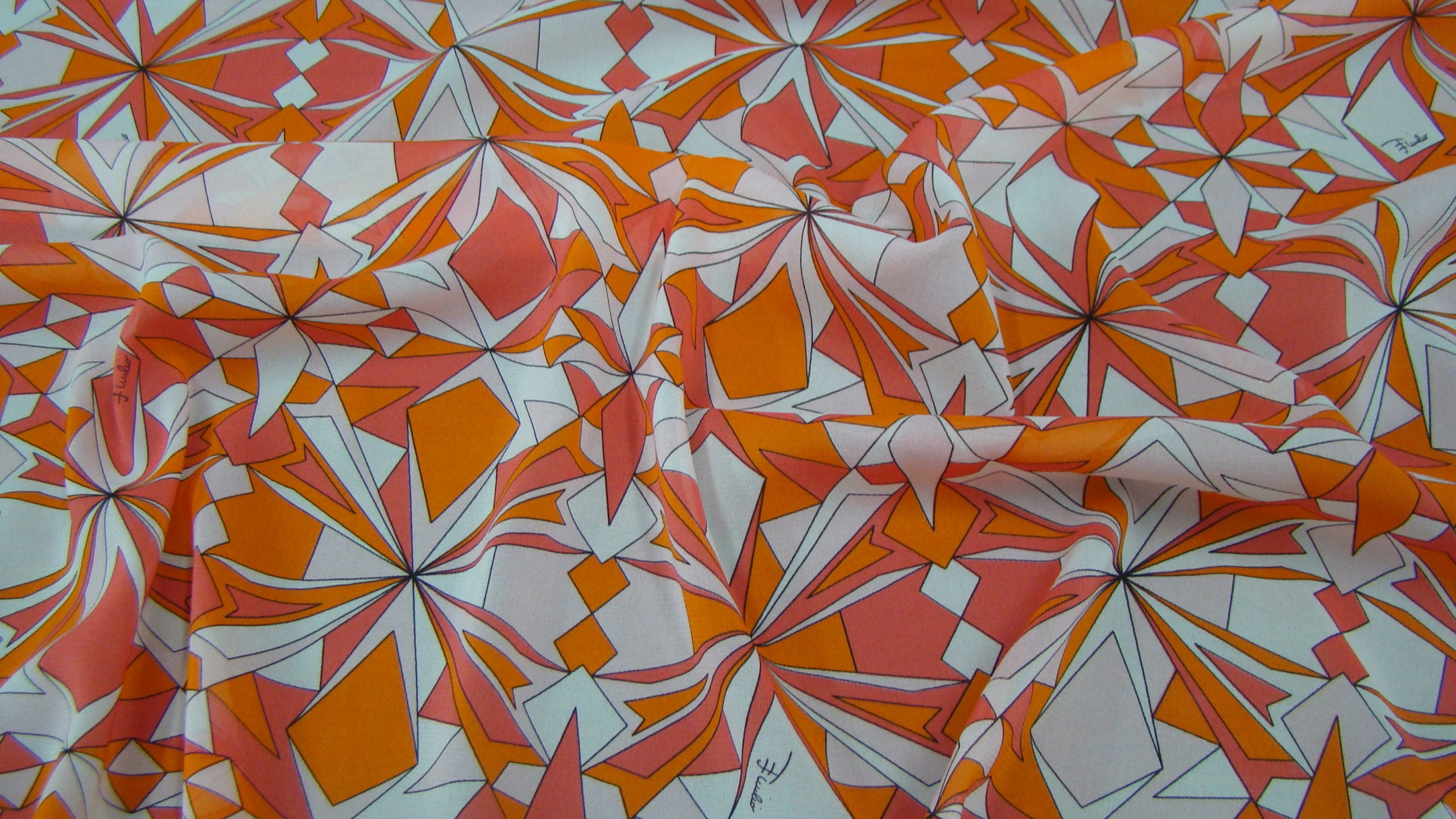 Textile Orange Blanc et Bleu. Wallpaper in 2560x1440 Resolution