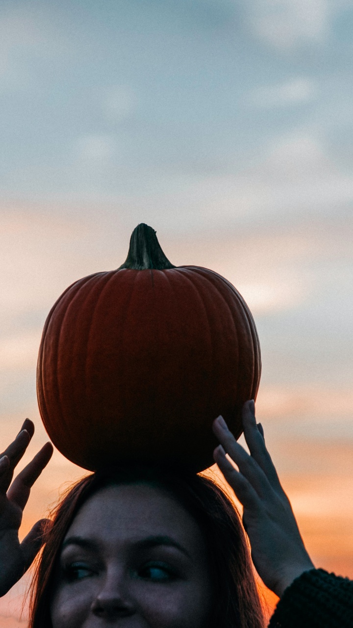 Halloween, Citrouille, Courge, Cheveu, Sourire. Wallpaper in 720x1280 Resolution