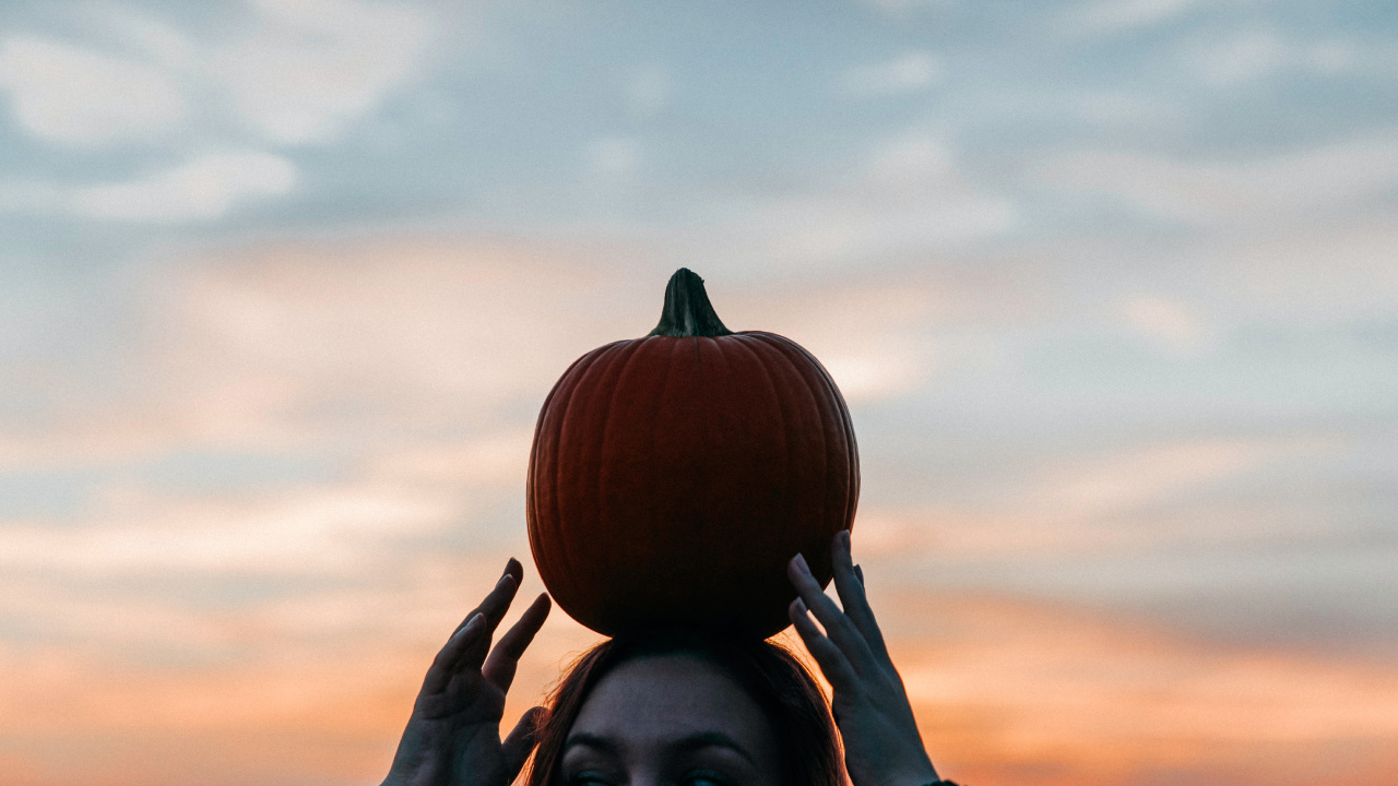 Halloween, Squash, Haar, Cloud, Lächeln. Wallpaper in 1280x720 Resolution