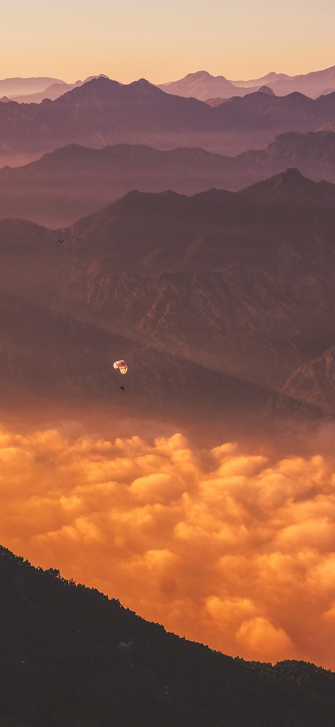 Bergigen Landschaftsformen, Natur, Cloud, Bergkette, Afterglow. Wallpaper in 1125x2436 Resolution