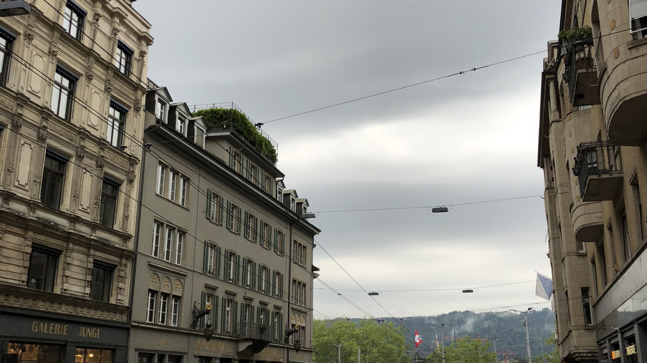 Road, Fenster, Stadt, Nachbarschaft, Infrastruktur. Wallpaper in 1280x720 Resolution
