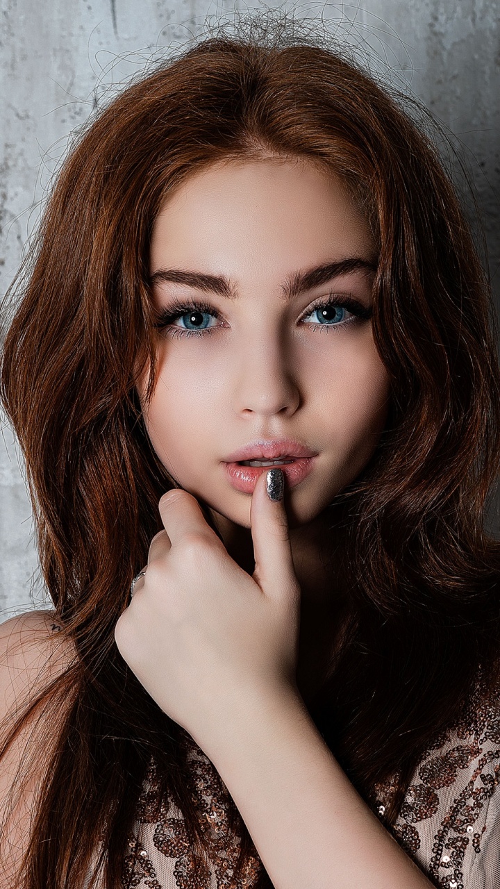 Gesicht, Haar, Lippe, Schönheit, Haut. Wallpaper in 720x1280 Resolution