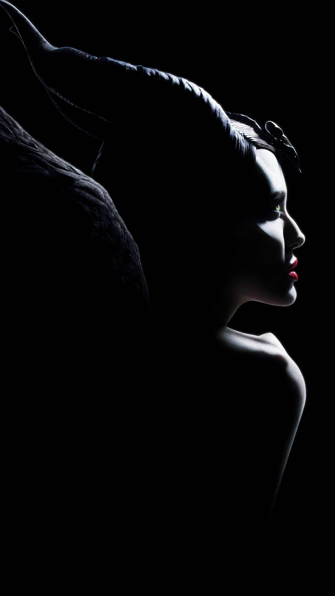 Femme Aux Cheveux Noirs et Rouge à Lèvres. Wallpaper in 1080x1920 Resolution