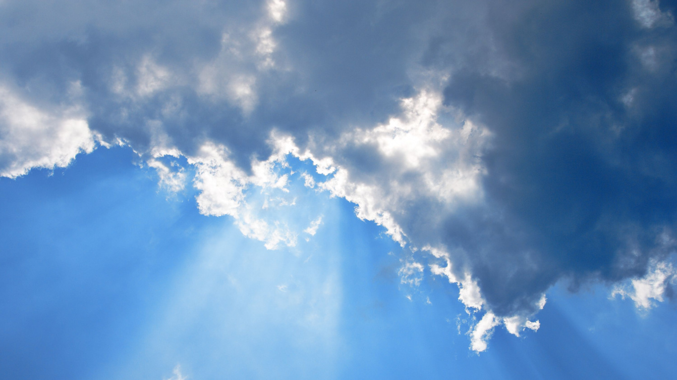 Nubes Blancas y Cielo Azul Durante el Día. Wallpaper in 1366x768 Resolution
