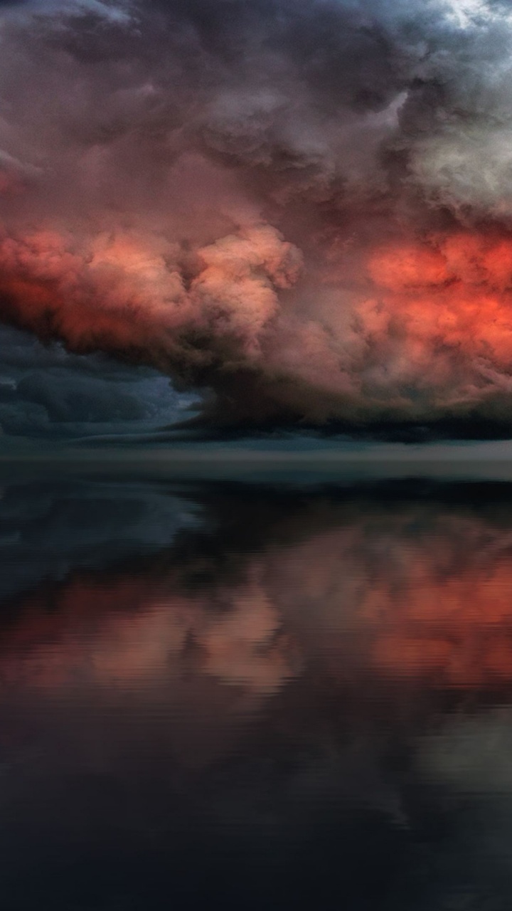 Body of Water Under Cloudy Sky During Daytime. Wallpaper in 720x1280 Resolution