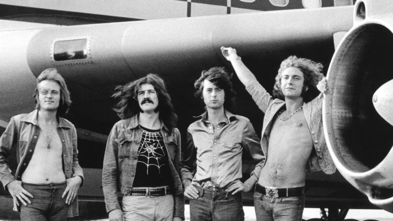 Led Zeppelin, Robert Plant, Jimmy Page, Avion, Mode Monochrome. Wallpaper in 1366x768 Resolution
