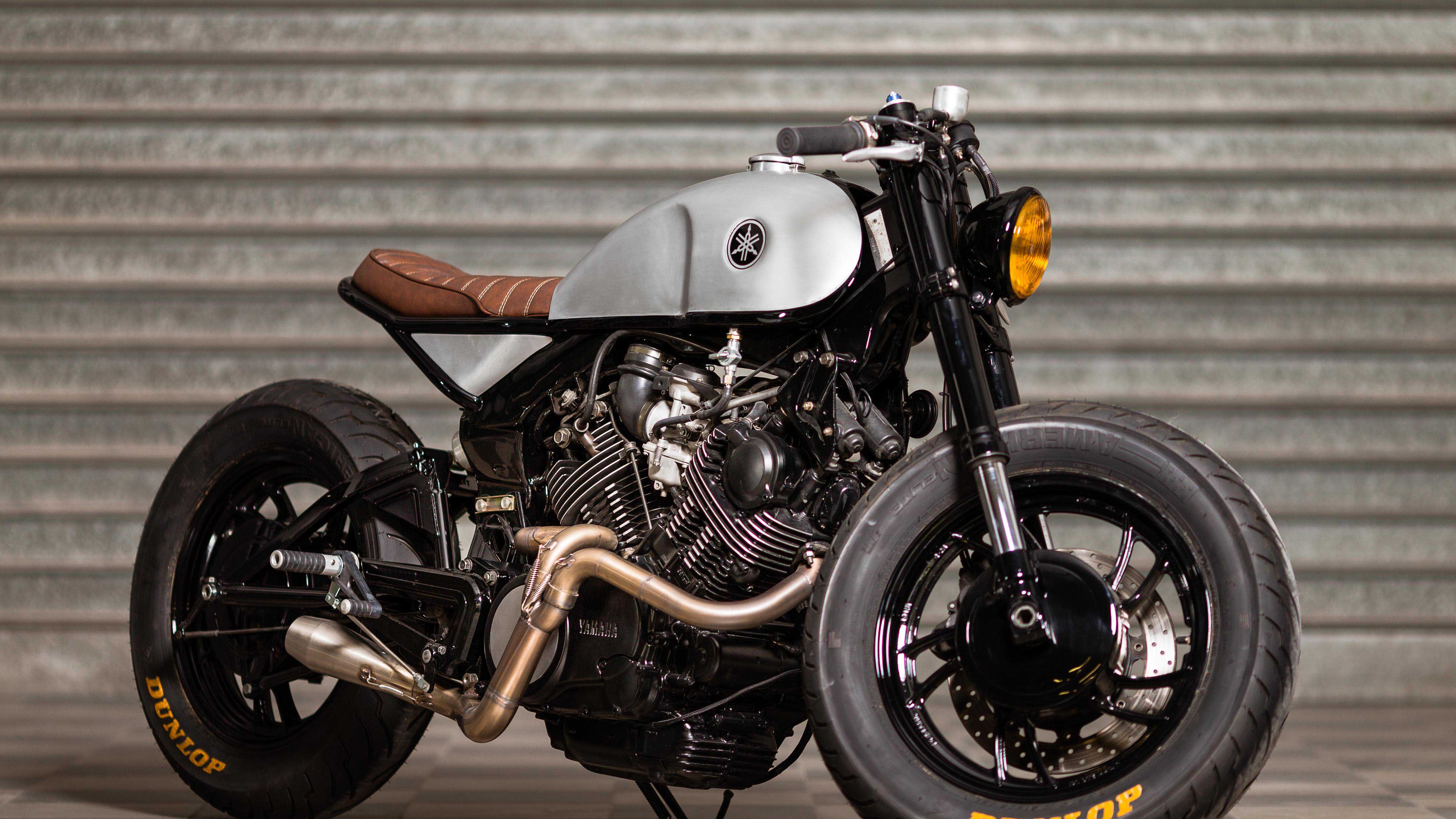 White and Black Cruiser Motorcycle. Wallpaper in 3840x2160 Resolution