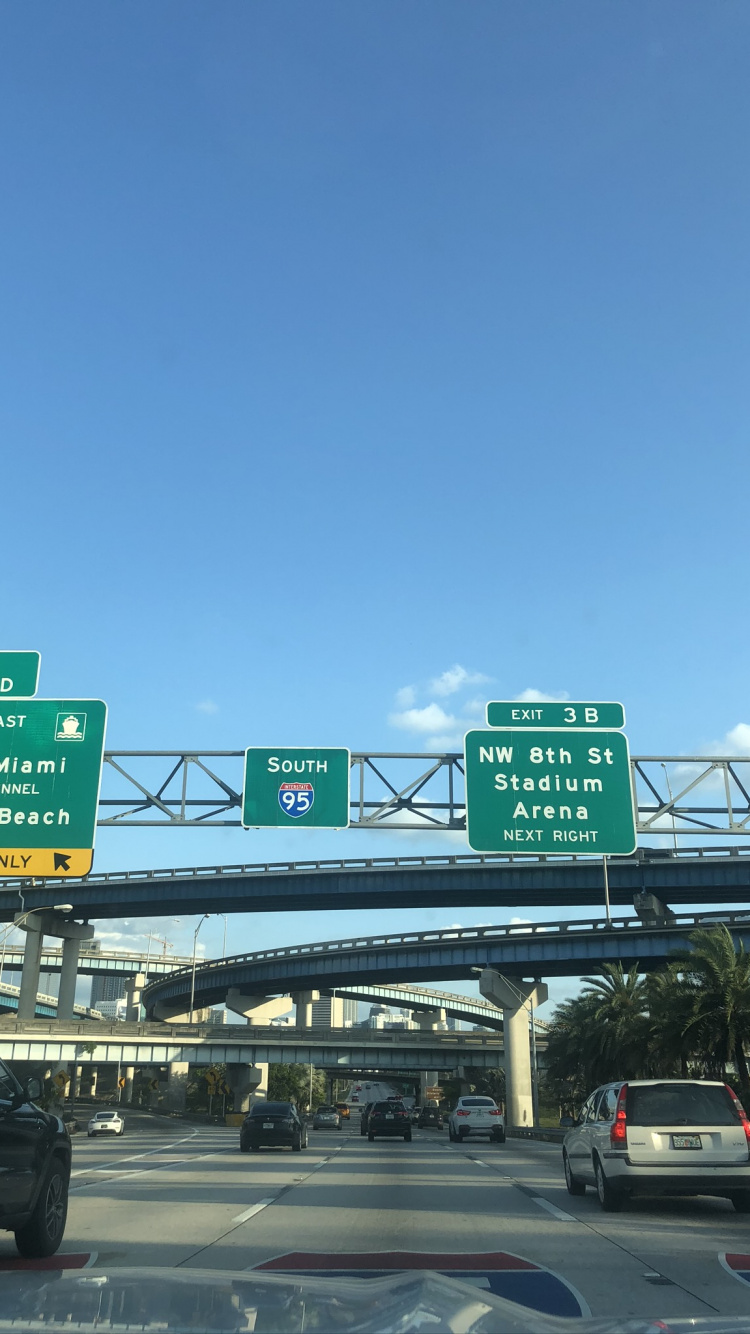 Verkehrszeichen, Transport, Road, Fahrbahn, Infrastruktur. Wallpaper in 750x1334 Resolution