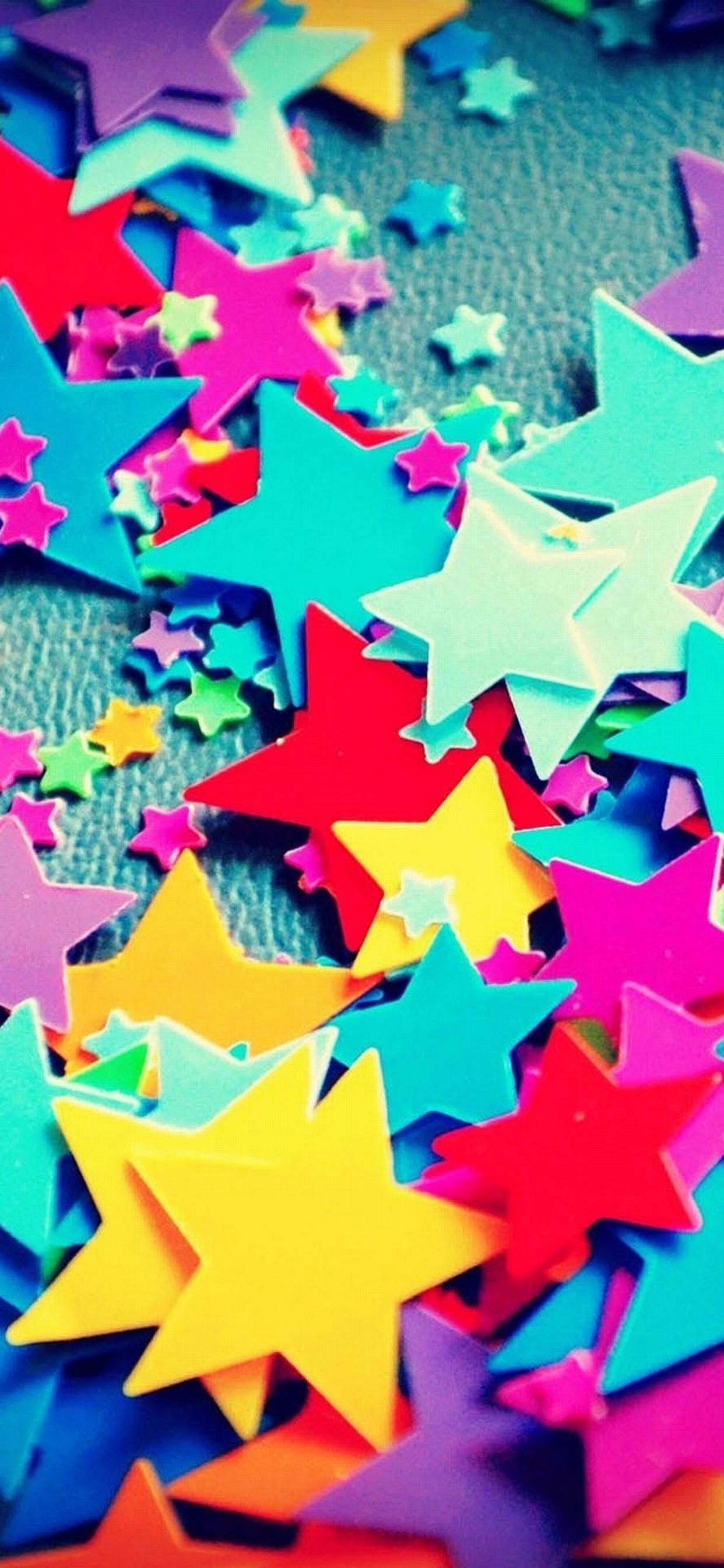 Blue Yellow and Red Puzzle Piece. Wallpaper in 1242x2688 Resolution