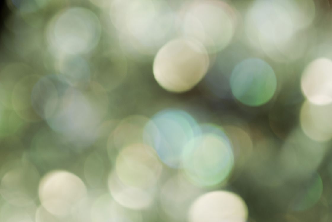 Grüne Und Weiße Bokeh-Lichter. Wallpaper in 3000x2008 Resolution