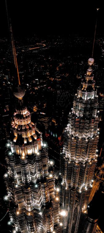 Petronas Twin Towers; Petronas Zwillingstürme, Wud Konzept SP Zoo, Wolkenkratzer, Gebäude, Tower. Wallpaper in 1080x2400 Resolution